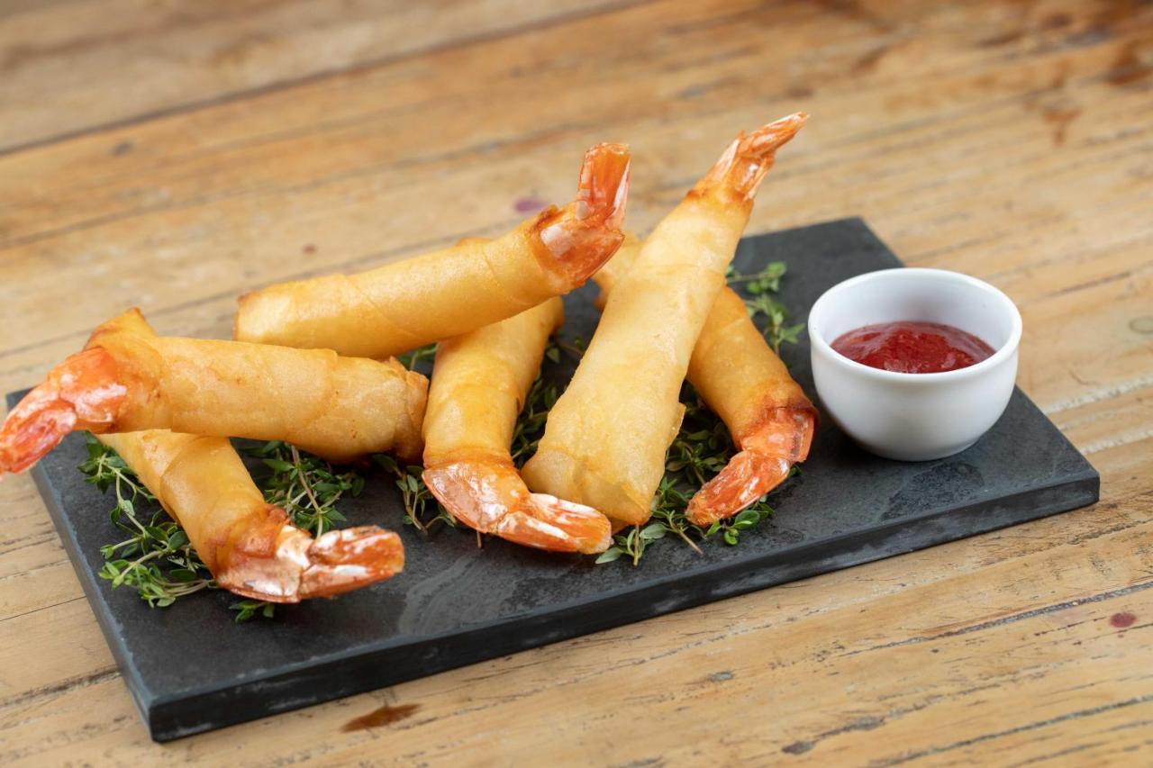 فندق راديسون بورتو أليجري بورتو أليغري المظهر الخارجي الصورة Shrimp spring rolls