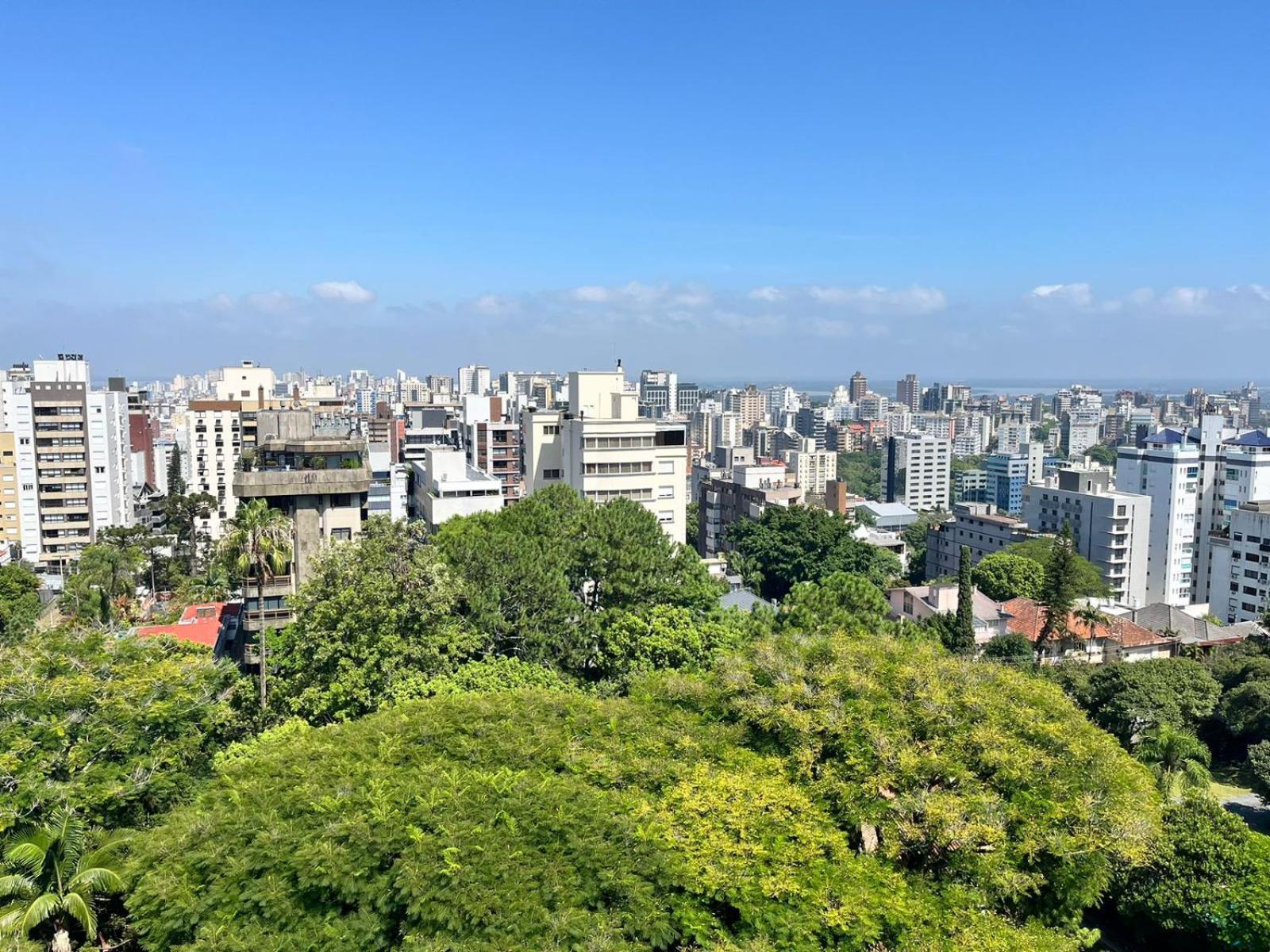 فندق راديسون بورتو أليجري بورتو أليغري المظهر الخارجي الصورة View of the city from the top of the Torre de TV Gaúcha.